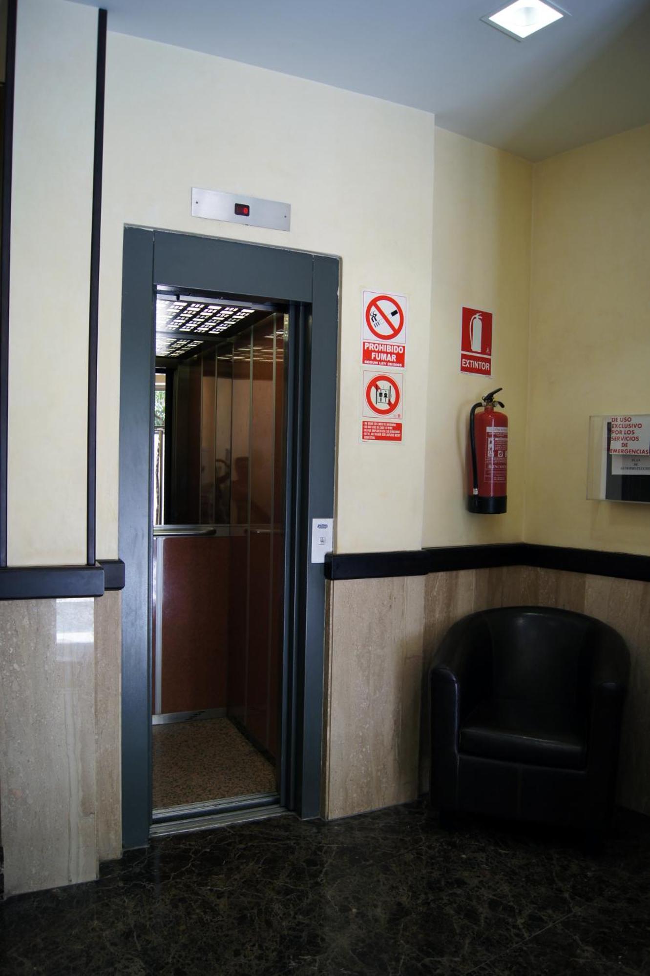 Hostal Victoria Малага Екстер'єр фото